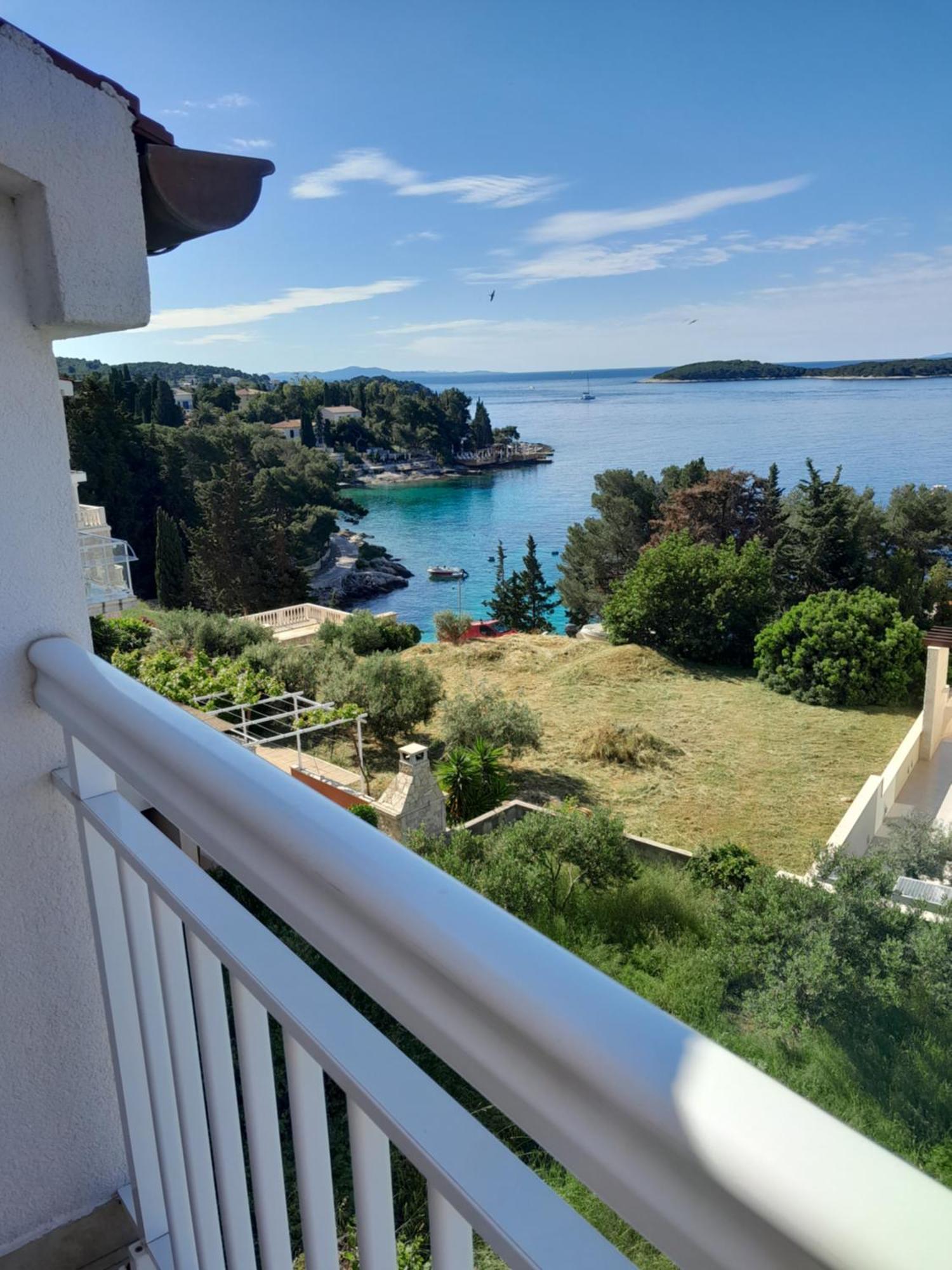 Feelhvar Along Bluelagoon Beach Hvar Town Kamer foto