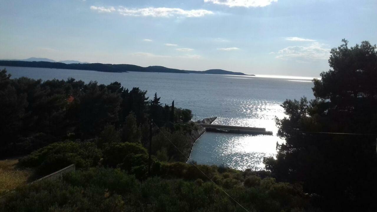 Feelhvar Along Bluelagoon Beach Hvar Town Buitenkant foto